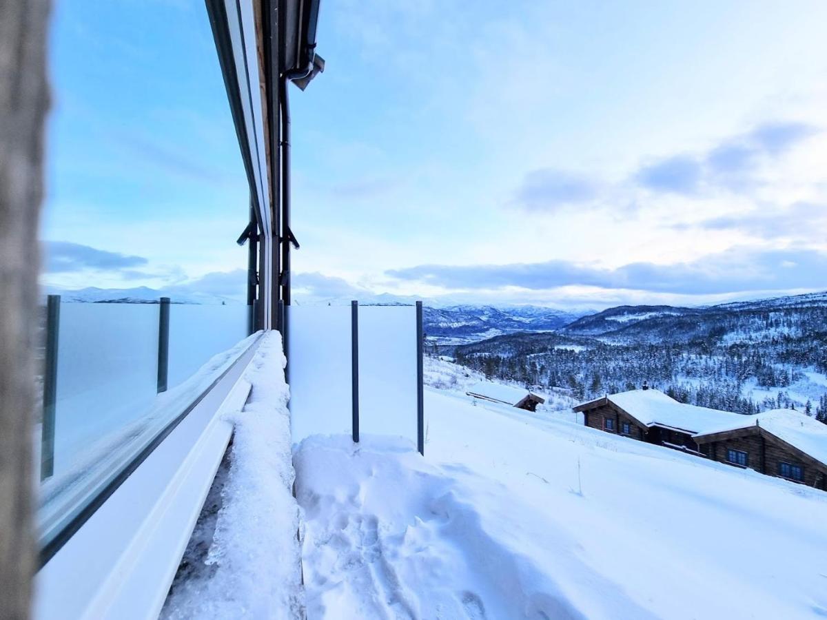 Tiny Mountain Cabin With A Panoramic View Giljane エクステリア 写真